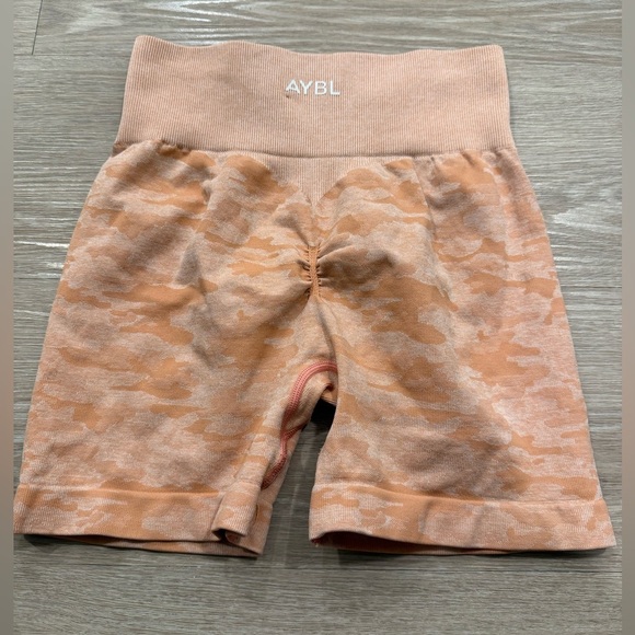 AYBL Evolve Camo Seamless Shorts - Peach - Picture 6 of 7